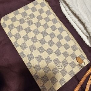 Louis Vuitton Checkered Clutch - Cream and Gray